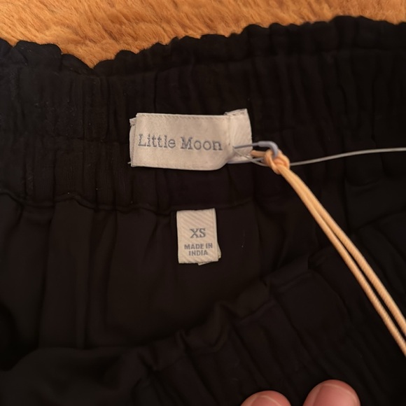 Aritzia little moon mini skirt - Picture 2 of 7